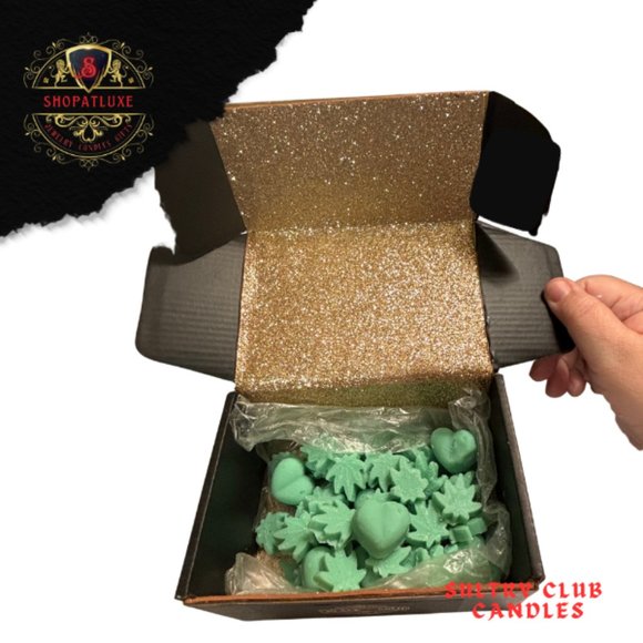 Black Gold Soy Candle - Picture 9 of 10